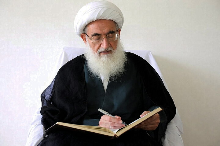 آیت‌الله العظمی نوری همدانی