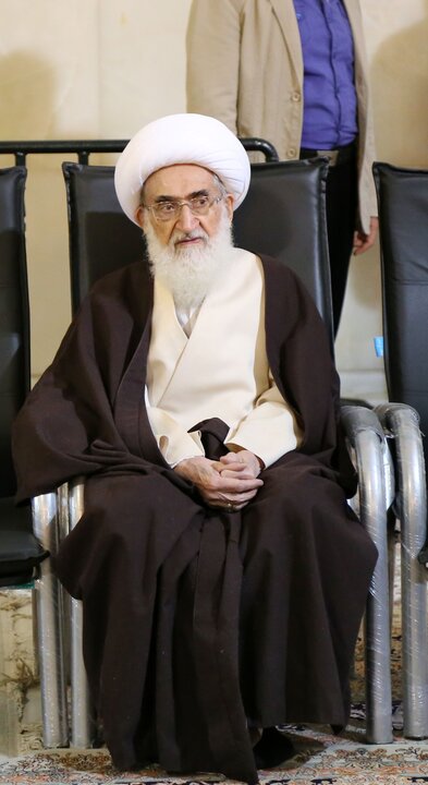 آیت‌الله العظمی نوری همدانی