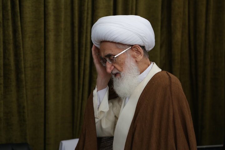 آیت‌الله العظمی نوری همدانی