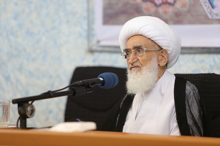 آیت‌الله العظمی نوری همدانی