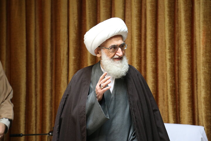 آیت‌الله العظمی نوری همدانی