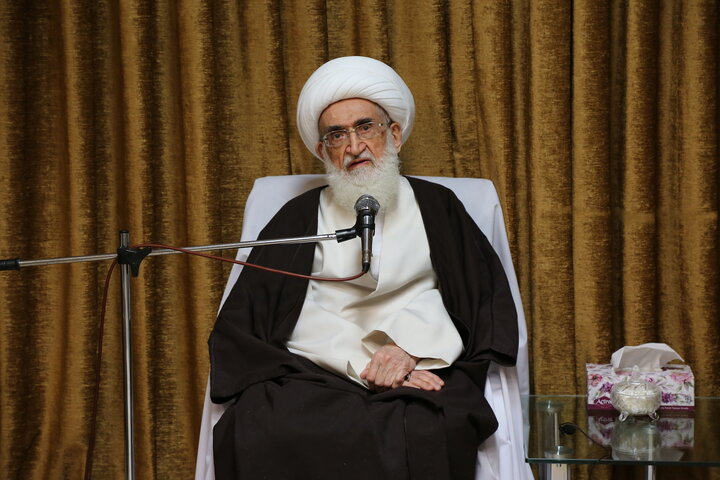 آیت‌الله العظمی نوری همدانی