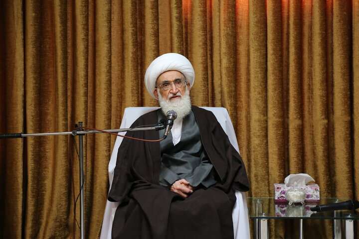 آیت‌الله العظمی نوری همدانی