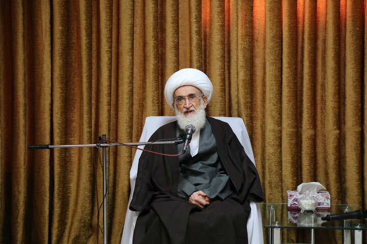 آیت‌الله العظمی نوری همدانی