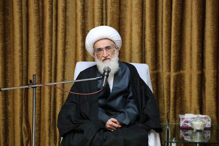 آیت‌الله العظمی نوری همدانی