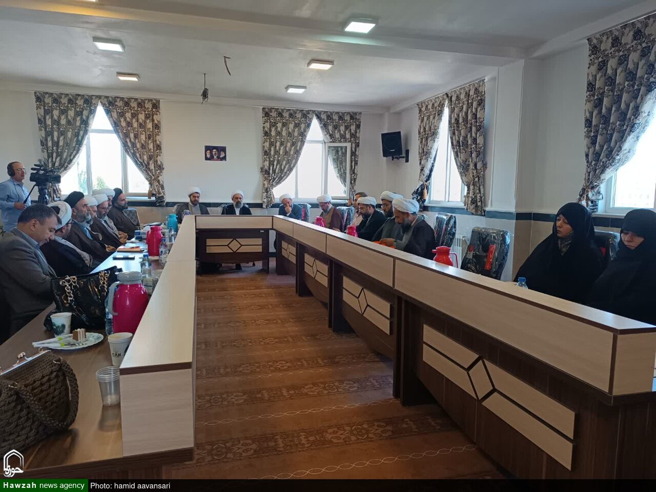 گزارشی از سفر استانی مدیر حوزههای علمیه خواهران کشور به آذربایجان شرقی