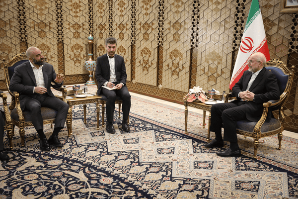 قاليباف: المؤامرة الأمريكية على حدود ايران الغربية فشلت.. بافل طالباني: حرب إيران حربنا وانتصارها انتصارنا