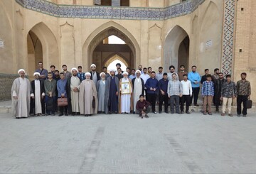 تصاویر/  آغاز سال تحصیلی مدارس علمیه آقابزرگ و آیت‌الله مدنی کاشانی با یاد طلبه شهید یوسف محمدی