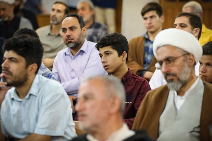 تصاویر / جلسه هفدهم از  سلسله جلسات آداب و اسرار نمازتوسط امام جمعه قزوین برگزار شد