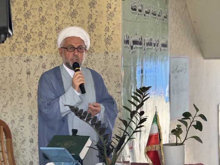 تصاویر/ آیین افتتاح مدرسه طرح امین نوع ۱ بندر انزلی با حضور معاون تبلیغ حوزه های علمیه کشور