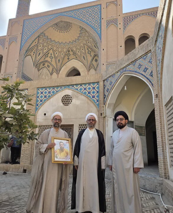 تصاویر/  آغاز سال تحصیلی مدارس علمیه آقابزرگ و آیت‌الله مدنی کاشانی با یاد طلبه شهید یوسف محمدی