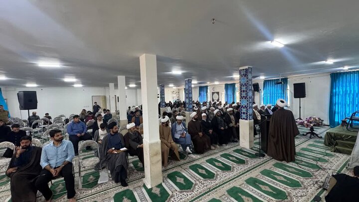 تصاویر/  مراسم آغاز سال تحصیلی جدید مدارس علمیه ساوجبلاغ