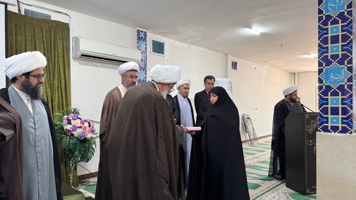تصاویر/  مراسم آغاز سال تحصیلی جدید مدارس علمیه ساوجبلاغ