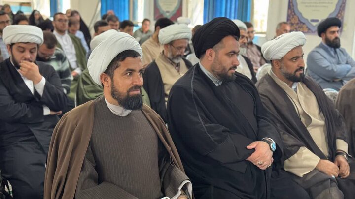 تصاویر/  مراسم آغاز سال تحصیلی جدید مدارس علمیه ساوجبلاغ