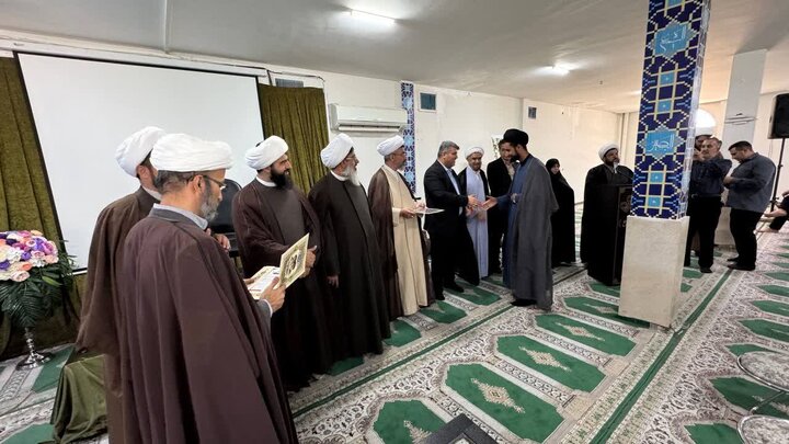 تصاویر/  مراسم آغاز سال تحصیلی جدید مدارس علمیه ساوجبلاغ