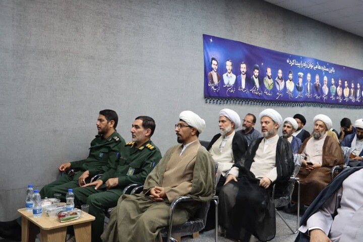 تصاویر/ مراسم تکریم و معارفه مسئول بسیج اساتید، طلاب و روحانیون استان سمنان