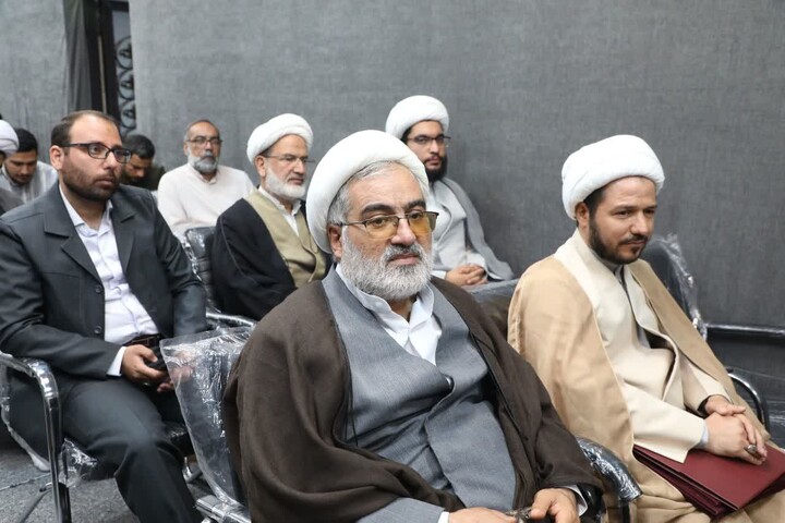 تصاویر/ مراسم تکریم و معارفه مسئول بسیج اساتید، طلاب و روحانیون استان سمنان