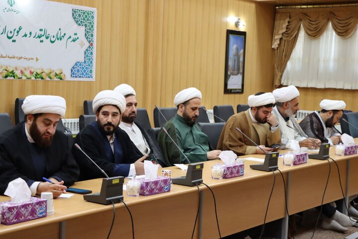 تصاویر/ نشست رابطین طرح امین مدارس اردبیل با معاون تبلیغ حوزه های علمیه