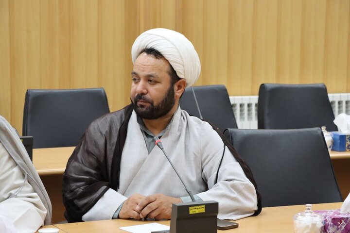 تصاویر/ نشست رابطین طرح امین مدارس اردبیل با معاون تبلیغ حوزه های علمیه