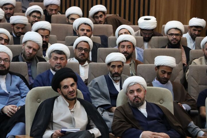 تصاویر/ همایش استانی مبلغان و‌ مبلغات طرح امین و هجرت استان اردبیل