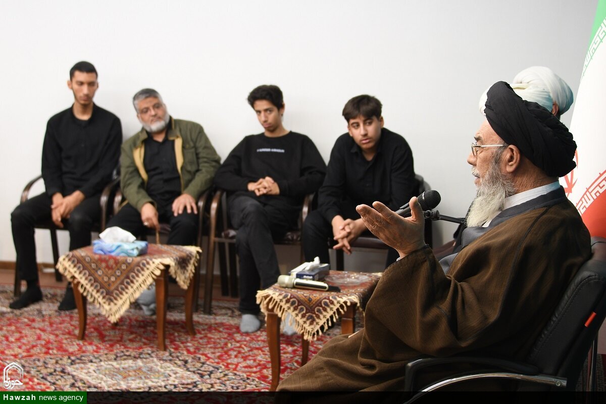 مدرسه علمیه مشکات؛ خاستگاه عالمان و کانون حضور طلاب بومی خمینی شهر است/برگزاری روزانه 12 کرسی درس