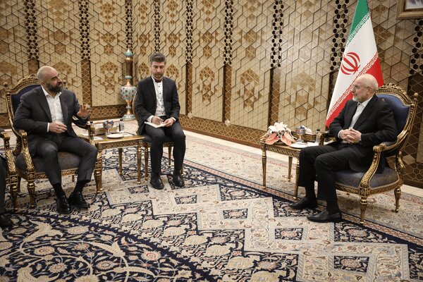 قاليباف: المؤامرة الأمريكية على حدود ايران الغربية فشلت.. بافل طالباني: حرب إيران حربنا وانتصارها انتصارنا