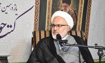 مطالعه و کتابخوانی زمینه‌ساز تعقل و تقویت بصیرت سیاسی است