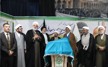 میراث علمی بزرگان، پشتوانه هویت طلبگی و سرمایه حوزه است