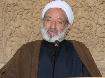 کارگر تلاشگر در مسیر کسب روزی حلال، مشغول عبادت است