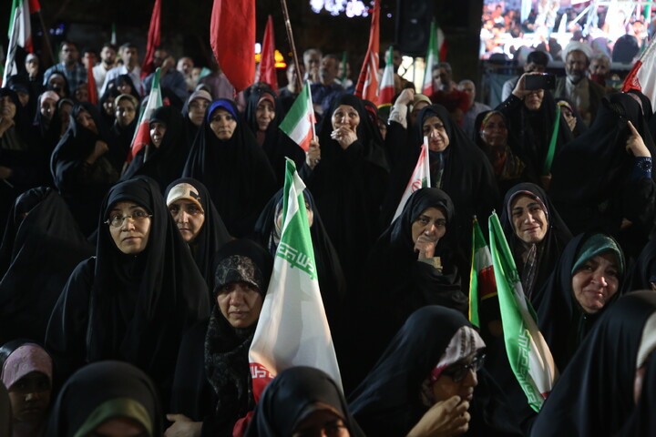 تصاویر/ نمایش اقتدار پهپادی هوافضای سپاه در اصفهان