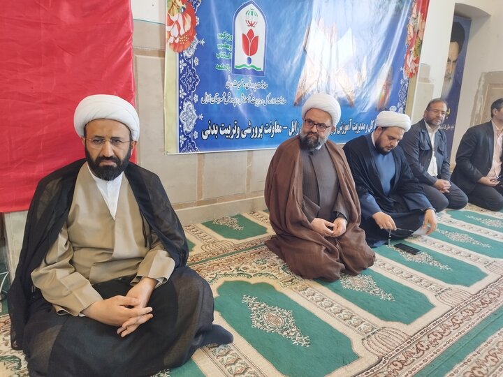 تصاویر/ کارگاه آموزشی طلاب شاغل در آموزش و پرورش شهرستان زابل