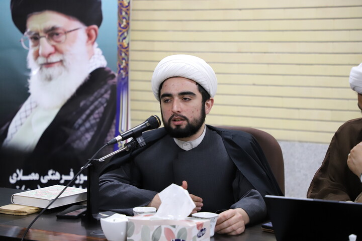 تصاویر / جلسه حجت‌الاسلام والمسلمین رفیعی با معاونین تبلیغ شهرستان های استان آذربایجان شرقی