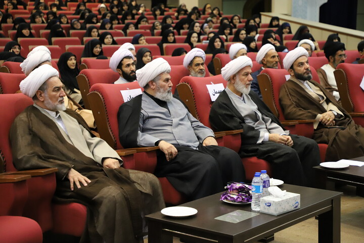 تصاویر / همایش مبلغان و مبلغات استان آذربایجان شرقی