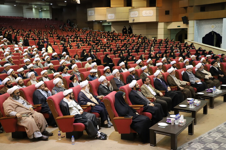 تصاویر / همایش مبلغان و مبلغات استان آذربایجان شرقی