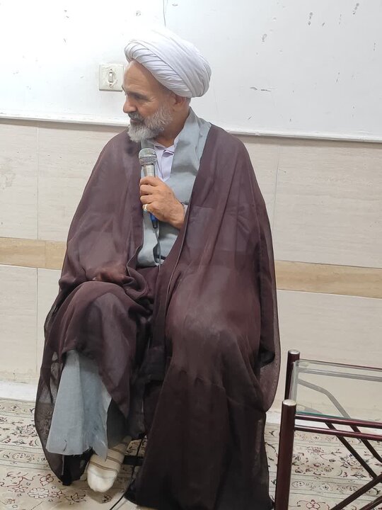 تصاویر/ نشست بصیرتی و مباحثه طلاب مدرسه علمیه حضرت آیت الله مصطفوی (ره) کاشان