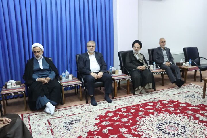 تصاویر/ دیدار رئیس دادگاه عالی انتظامی قضات کشور با نماینده ولی فقیه در مازندران