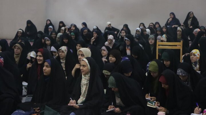 تصاویر/نخستین رویداد ملی «رهبر نوجوان» در اراک