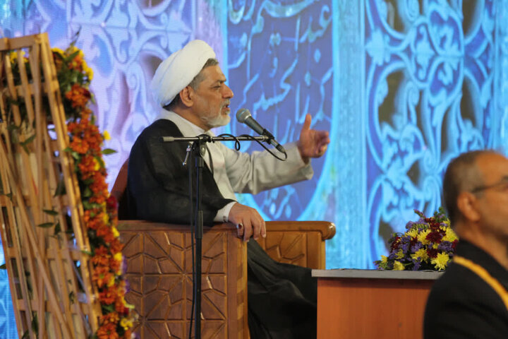 تصاویر / مراسم عمامه گذاری طلاب حوزه علمیه حضرت عبدالعظیم(ع)
