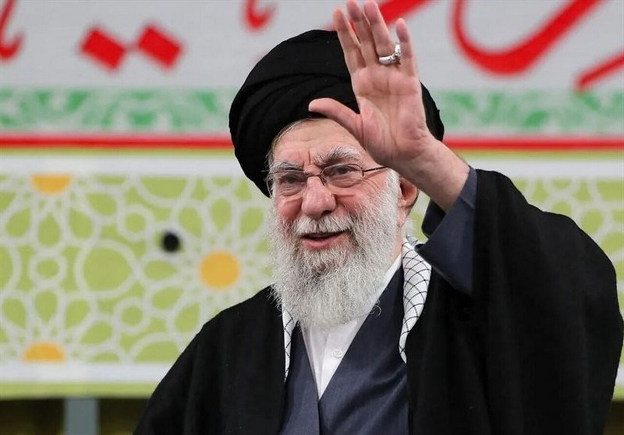Irak : un concours de recherche pour les jeunes séminaristes consacré au « martyr Sayyed Ali Khamenei »