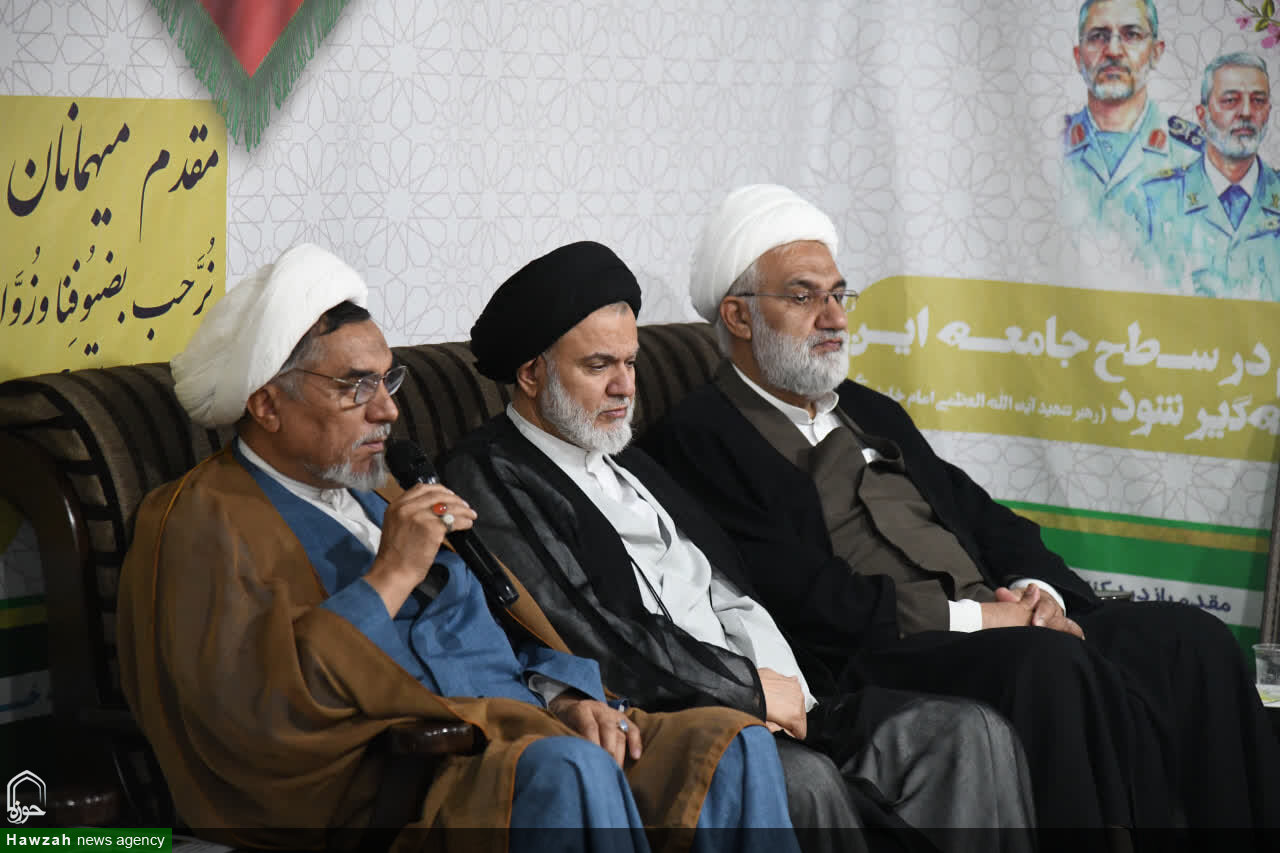 ظرفیت‌های علمی حوزه خراسان باید بیش از گذشته به نمایش گذاشته شود