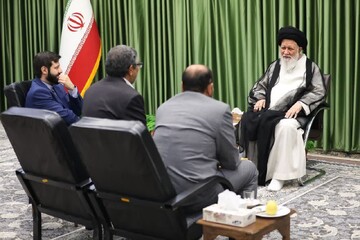 هم‌افزایی اساتید و دانشجویان، زمینه‌ساز توسعه فعالیت‌های دانشگاهی است