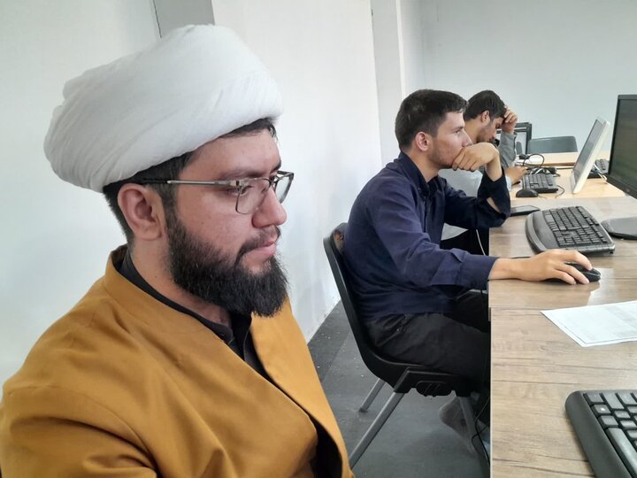 تصاویر/ دوره سه روزه مقاله نویسی در مدرسه علمیه امام صادق علیه‌السلام نقده