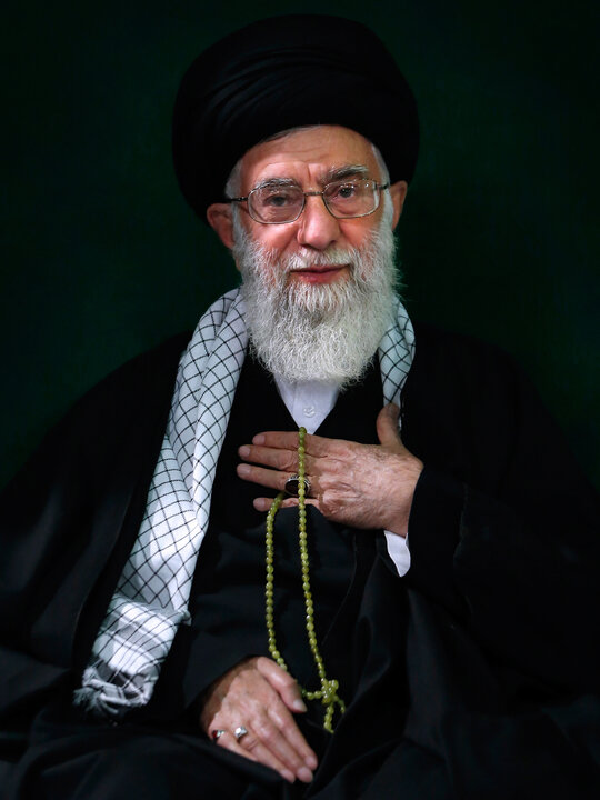 شهید آیت‌الله العظمی حسینی‌ خامنه‌ای