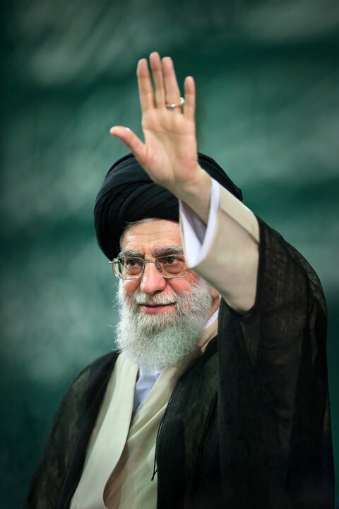 شهید آیت‌الله العظمی حسینی‌ خامنه‌ای