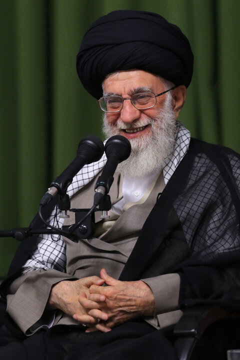 شهید آیت‌الله العظمی حسینی‌ خامنه‌ای
