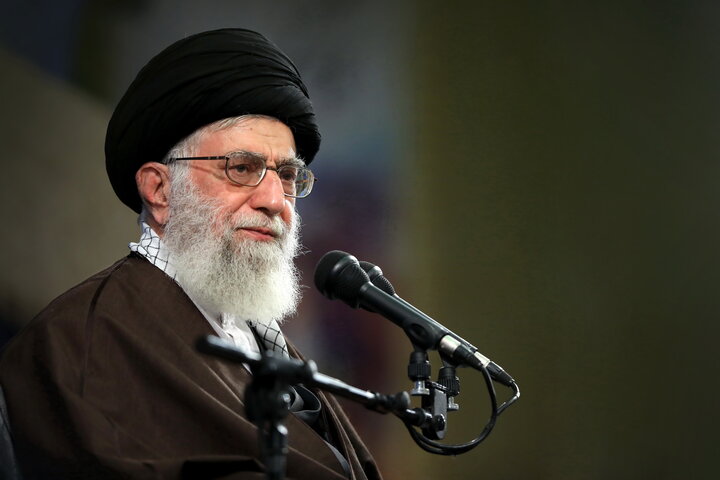 شهید آیت‌الله العظمی حسینی‌ خامنه‌ای