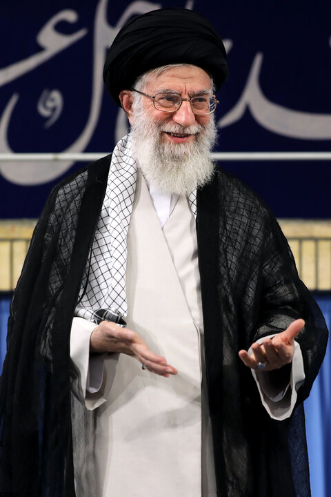 شهید آیت‌الله العظمی حسینی‌ خامنه‌ای