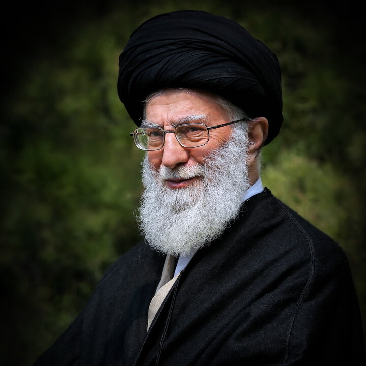 شهید آیت‌الله العظمی حسینی‌ خامنه‌ای
