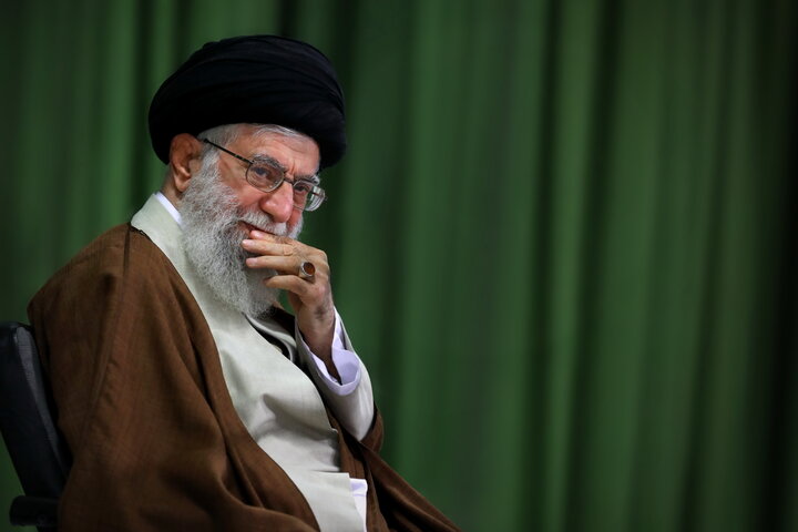 شهید آیت‌الله العظمی حسینی‌ خامنه‌ای