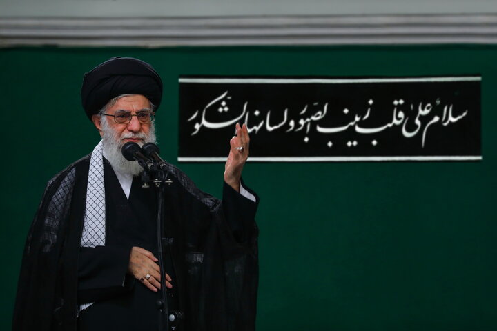 شهید آیت‌الله العظمی حسینی‌ خامنه‌ای